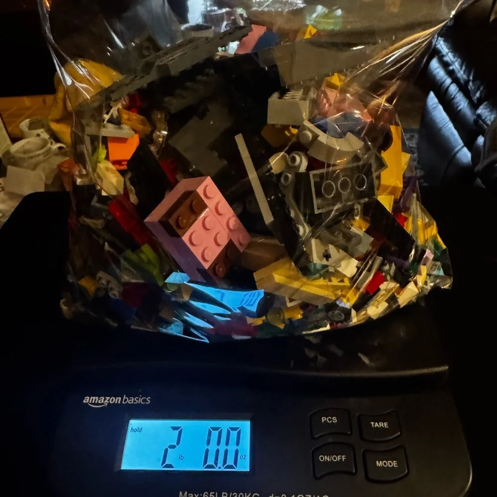 LEGO Bulk Lot of 2 Pounds Bricks Parts and Pieces Genuine 2 Lbs Grab Bag - Picture 8 of 11